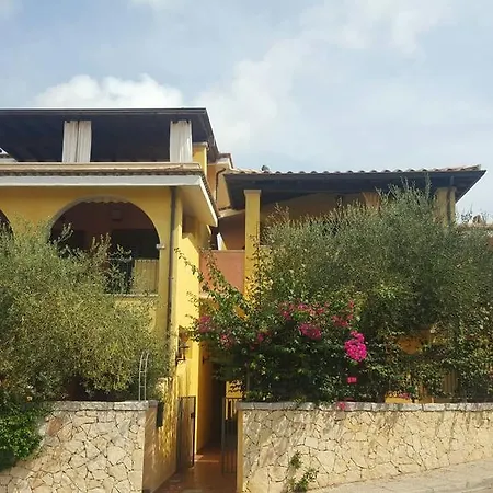 Trivano Panoramico Ferienhaus Villasimius